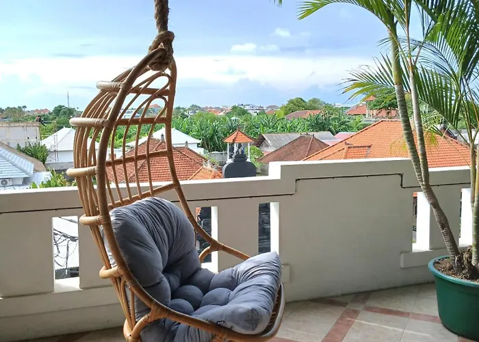 Place To - Rooftop 4* Seminyak